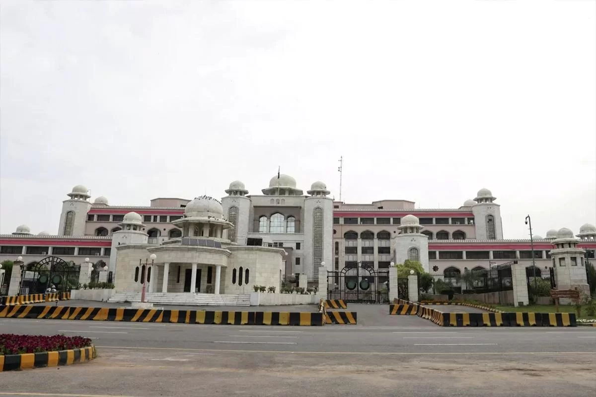 Переговоры Ирана и США зашли в тупик: новый раунд в Исламабаде из-за «необоснованных требований» Вашингтона