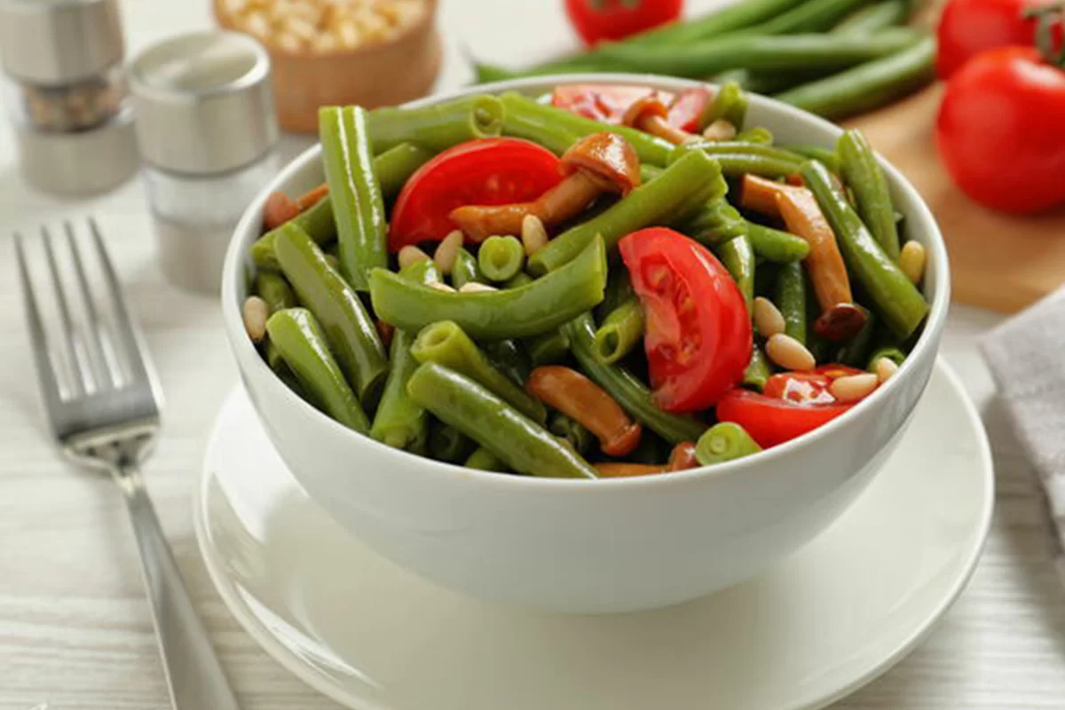 Рецепты из овощей в дни Великого поста - салат с фасолью