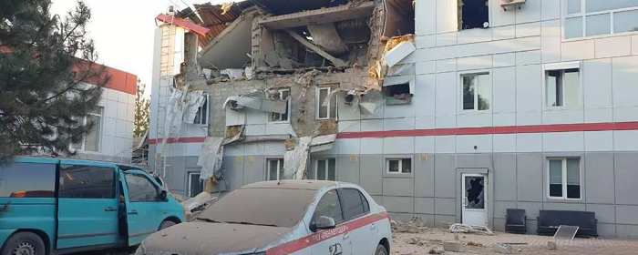 В Еканиево ракета ВСУ ударила в гостиницу, где живут строители из Ленобласти