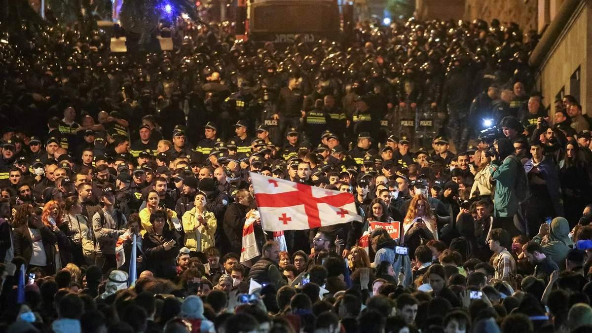Грузия проголосовала за независимость от западных агентов влияния. Кто стоит за уличными протестами?