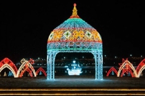 Чебоксары украсили световой иллюминацией к Новому году