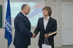 Дмитрий Викулов встретился со студентом из Егорьевка, спасавшим людей в «Крокусе»
